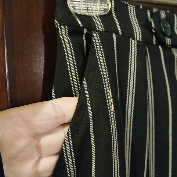 SOCIAL TOURIST Ultra High-Rise Black/Cream Trousers XS - Picture 8 of 12